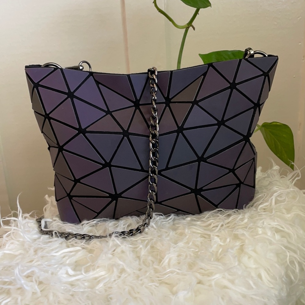 Lovevook Holographic shoulder bag